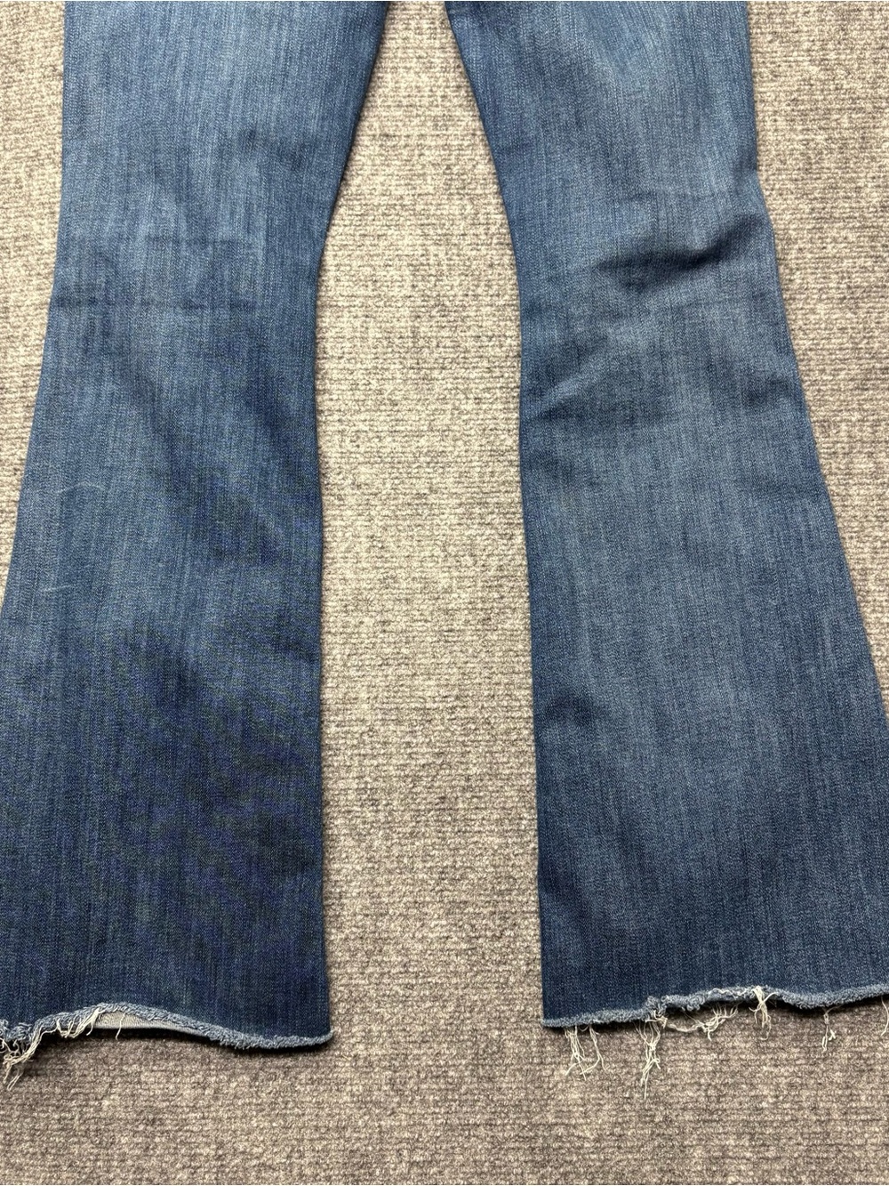 MOTHER Jeans Womens 28 Weekender Fray in Not Rough Enough Flare Raw Hem USA Made - Picture 14 of 14
